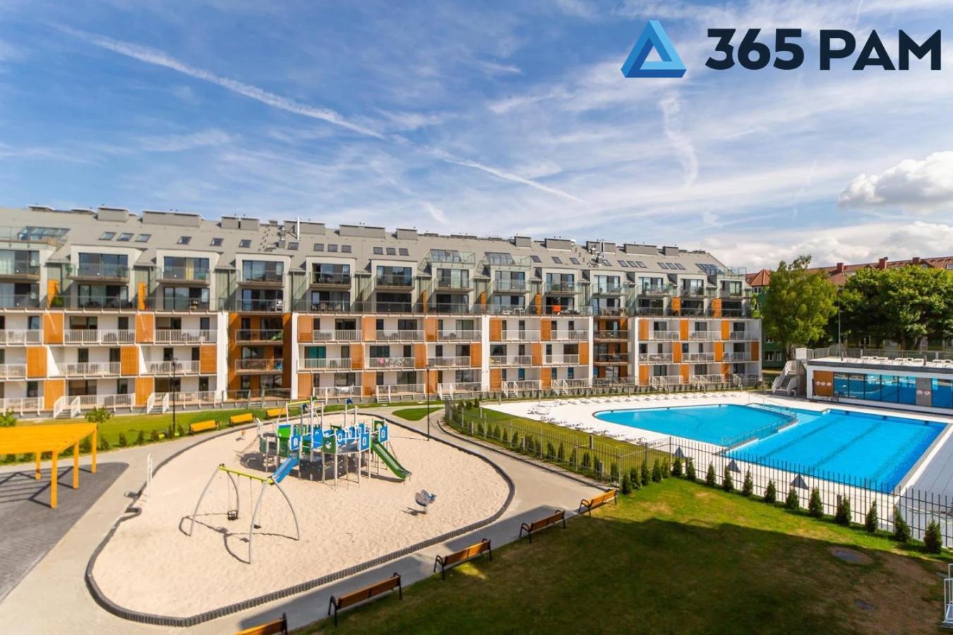 Feniks Kolobrzeg Podczele Basen, Silownia, Bawialnia - 365Pam Bagian luar foto